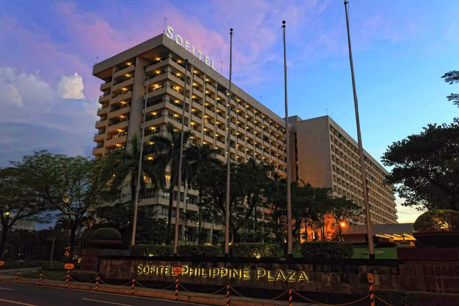 21-1976-leandro-locsin-sofitel-formerly-westin-philippine-plaza-hotel.jpg