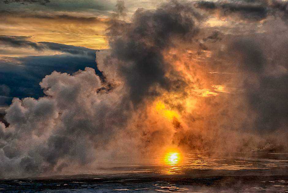 geyser-sunset-940x629.jpg