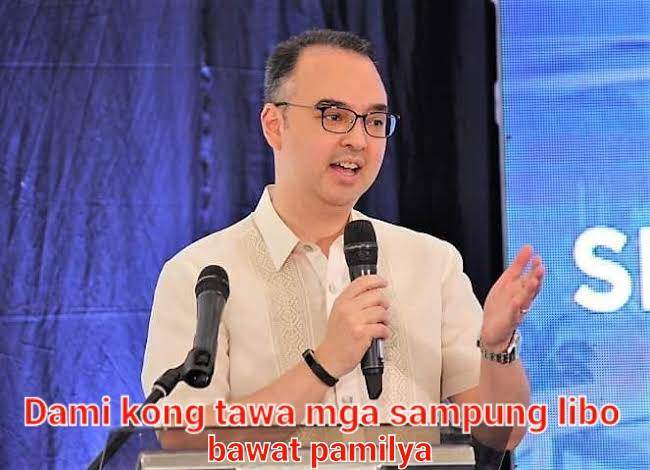 There's a strange painting of House lawmakers behind Cayetano.jpg
