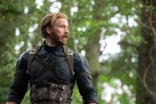 Best-Beards-in-Avengers-Infinity-War-Steve-Rogers.jpg