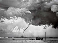 05-stunning-photographs-tornado-fsl.jpg