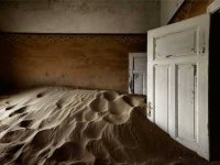 unexpected-art-sand-door-fsl.jpg