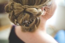 _Brides-hair-styled-with-a-hair-ornament.-1024x683.jpg