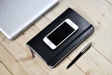 -iPhone-Notebook-And-Pen-Neatly-On-A-Desk-1024x683.jpg