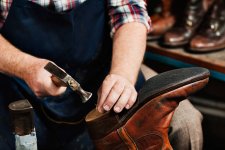 11-genious-way-shoes-cobbler-repair.jpg
