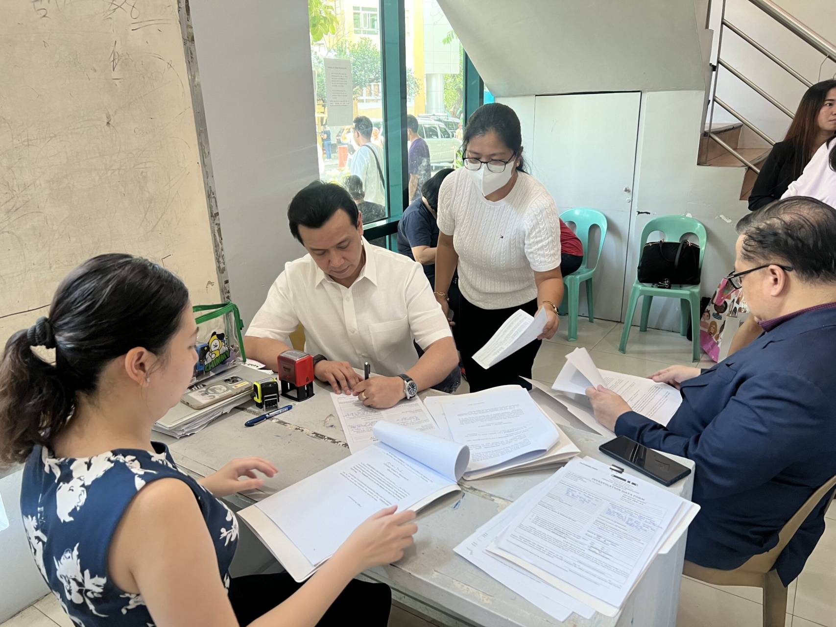 Former Senator Antonio Trillanes IV files libel and cyber libel cases before the Quezon City Prosecutor’s Office against “pro-Duterte” personalities and social media account holders due to “persistent online attacks and the dissemination of false accusations.” 